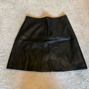 Faux leather mini skirt